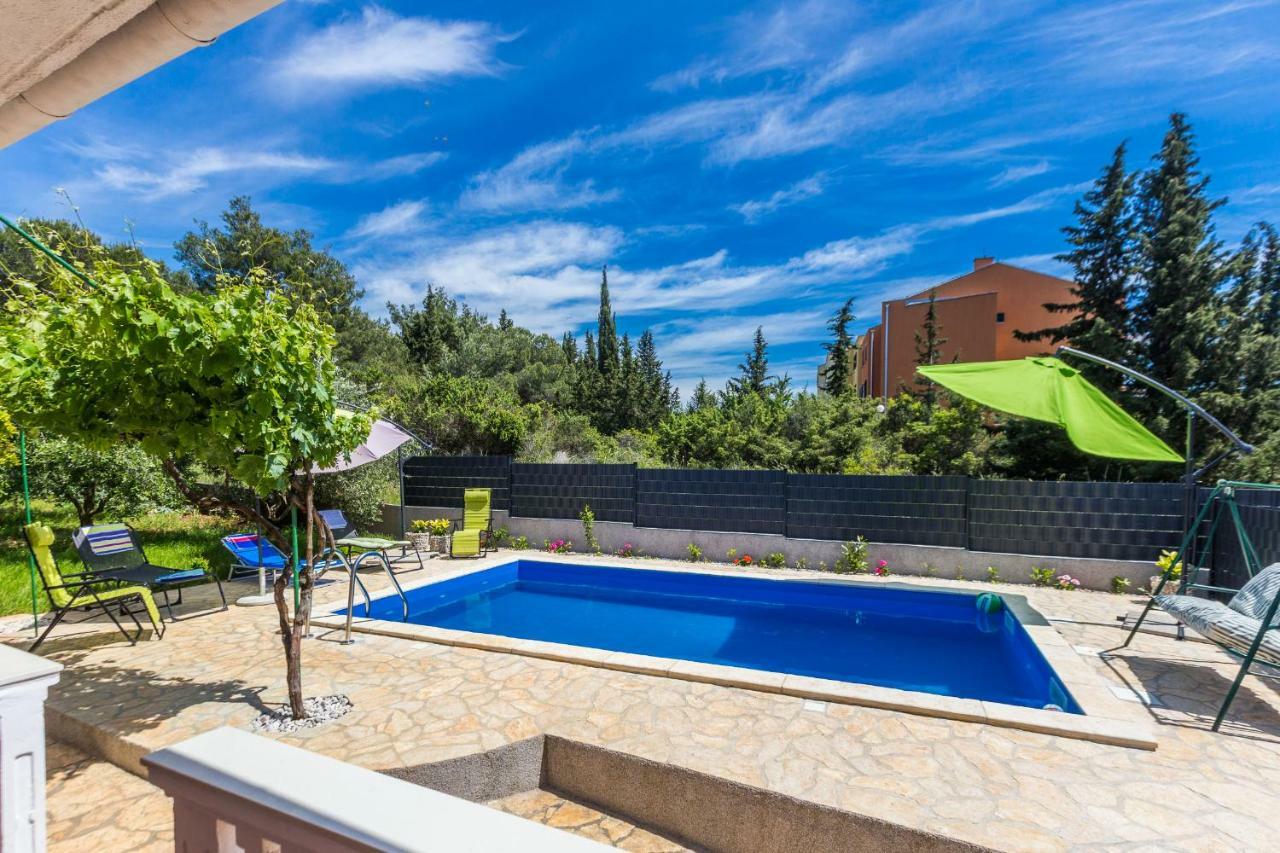 Holiday Home Flora Задар Екстер'єр фото